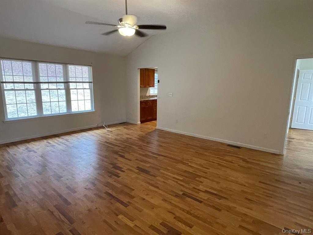 95 Old Mountain Rd - Photo 4 of 23