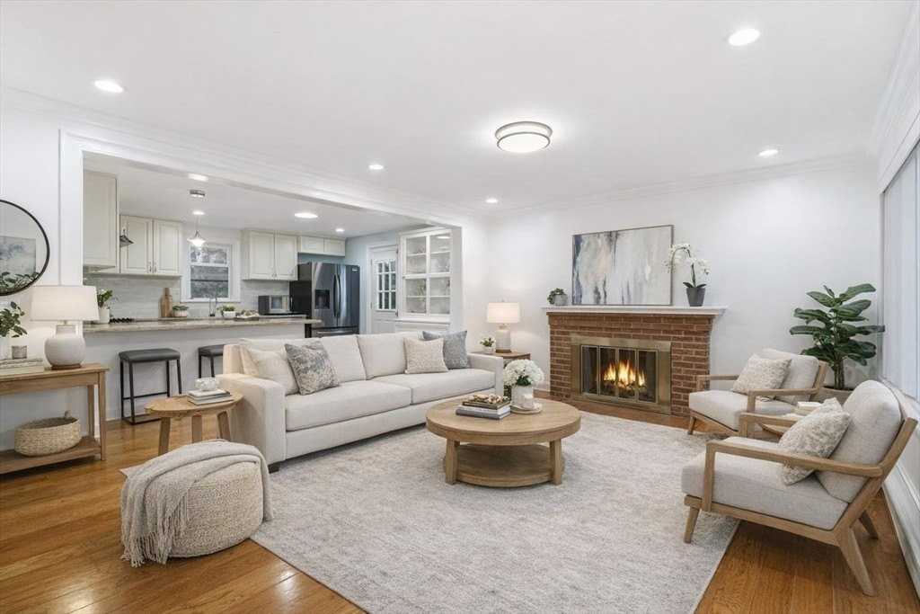 63 Dickerman Ln - Photo 2 of 21