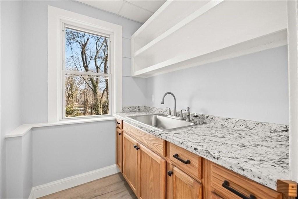 58 Calmar St #2 - Photo 7 of 12