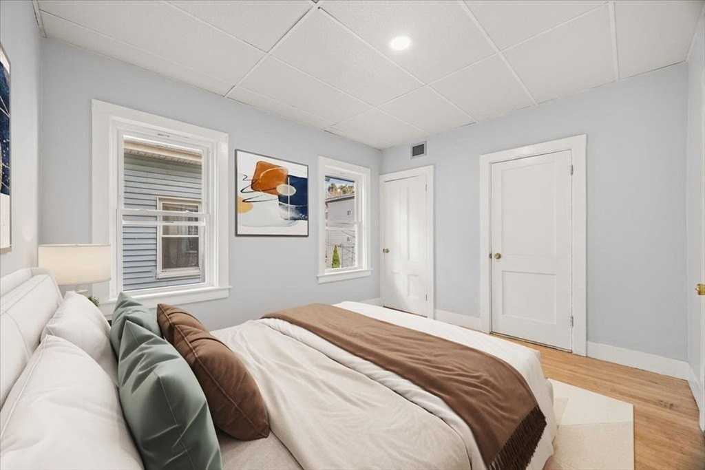 60 Calmar St #3 - Photo 6 of 9