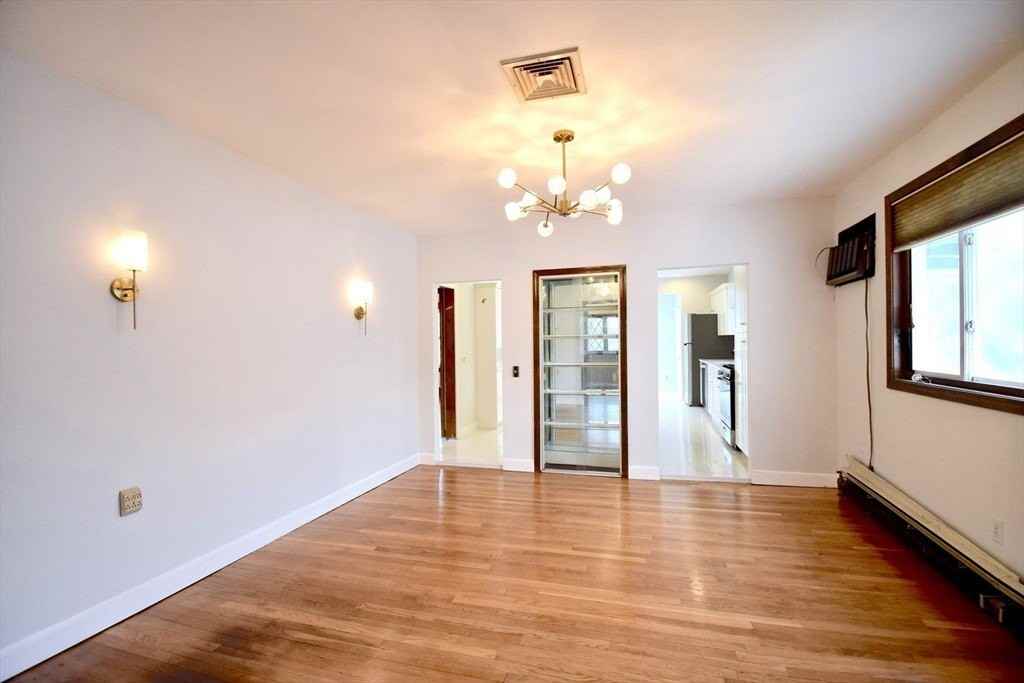 144-146 Cleveland Ave Unit 2 - Photo 7 of 12