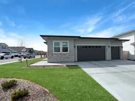 5457 S Polaris Ave - Photo 1 of 1