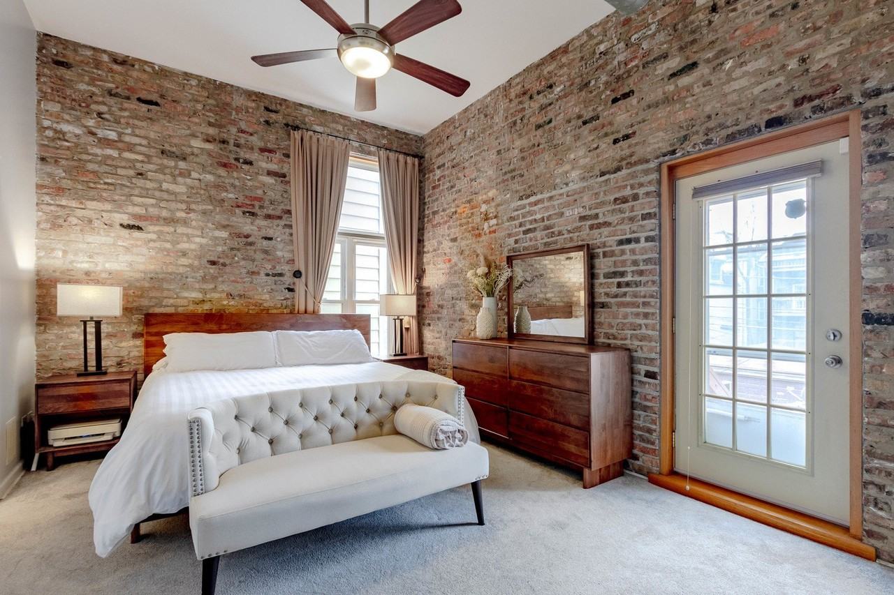 3226 N Sheffield Ave Apt 2 - Photo 7 of 16