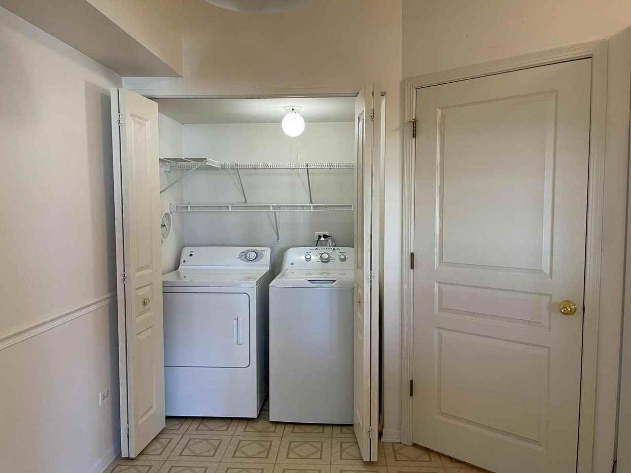 51 Arboretum Dr - Photo 6 of 14