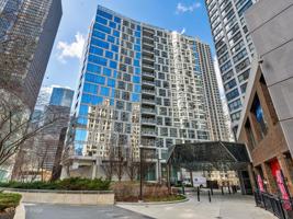 featured image of 403 N Wabash Ave #15A