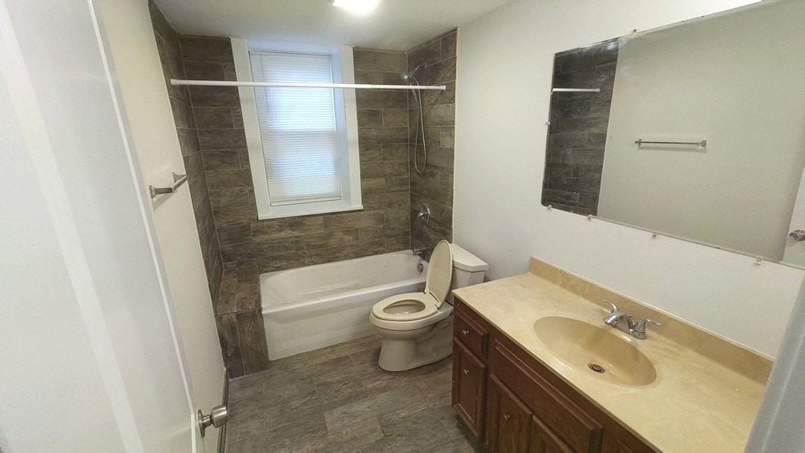 109 N Center St Unit G - Photo 7 of 7