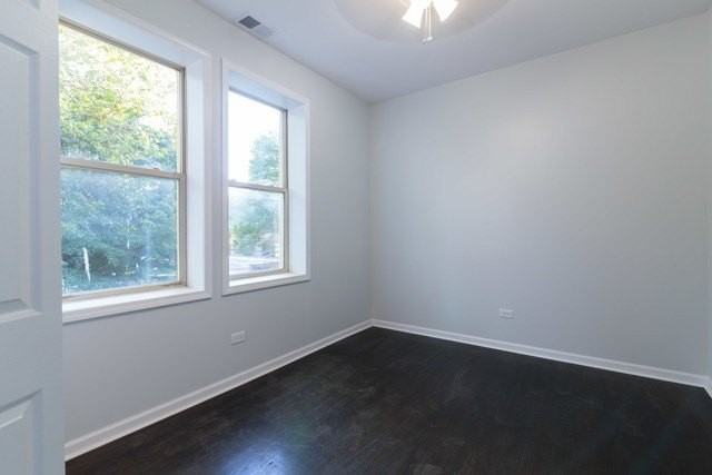 5134 N Oakley Ave #1R - Photo 6 of 10
