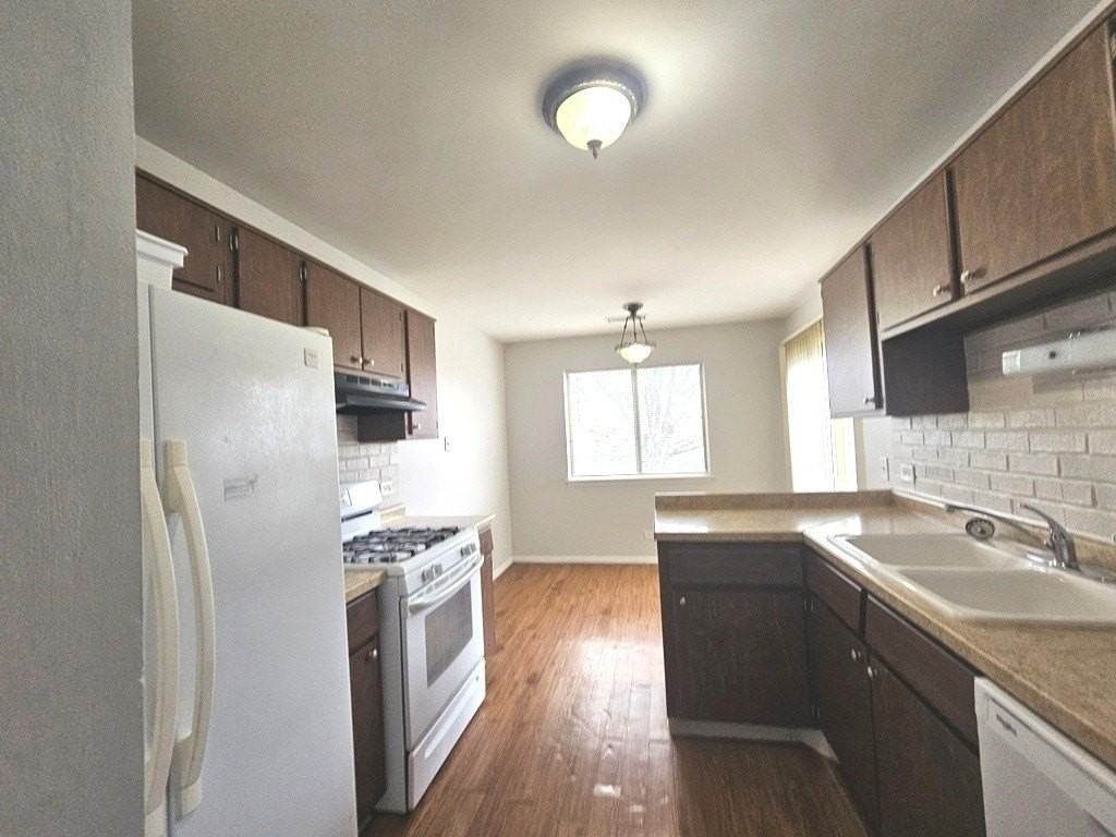 573 Greystone Ln #D2 - Photo 7 of 29