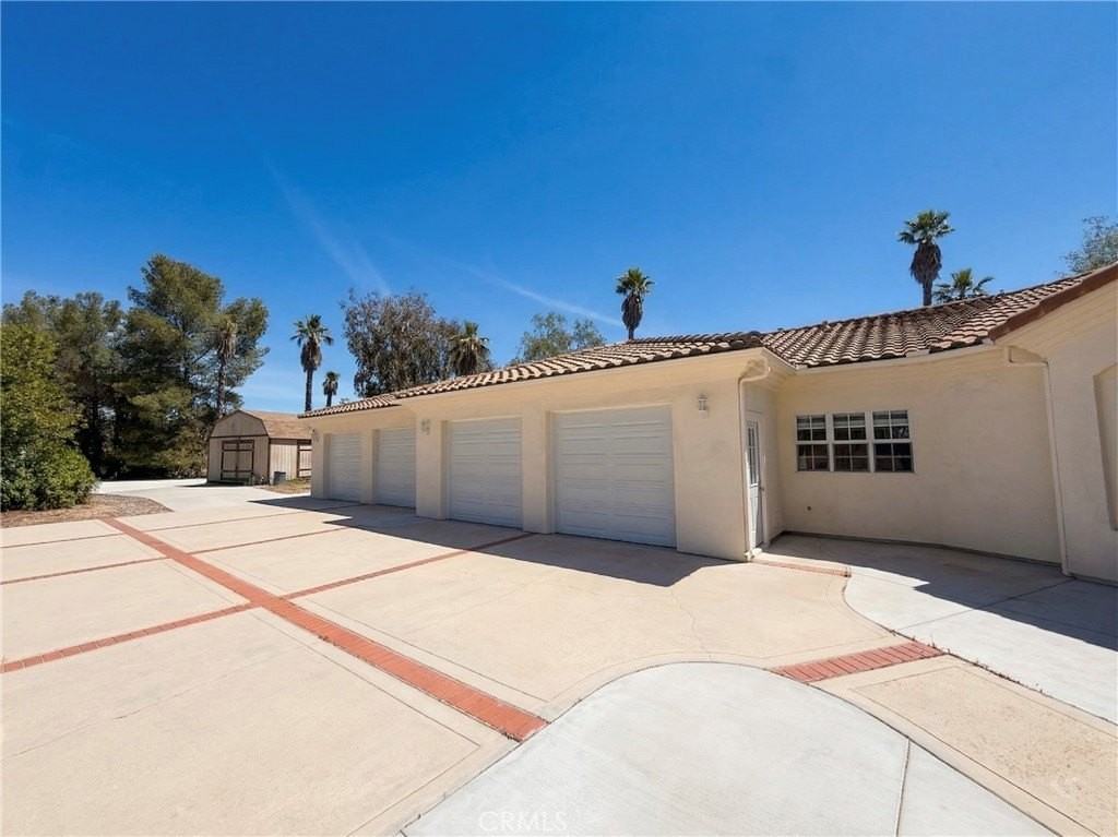 39850 Kapalua Way - Photo 3 of 28