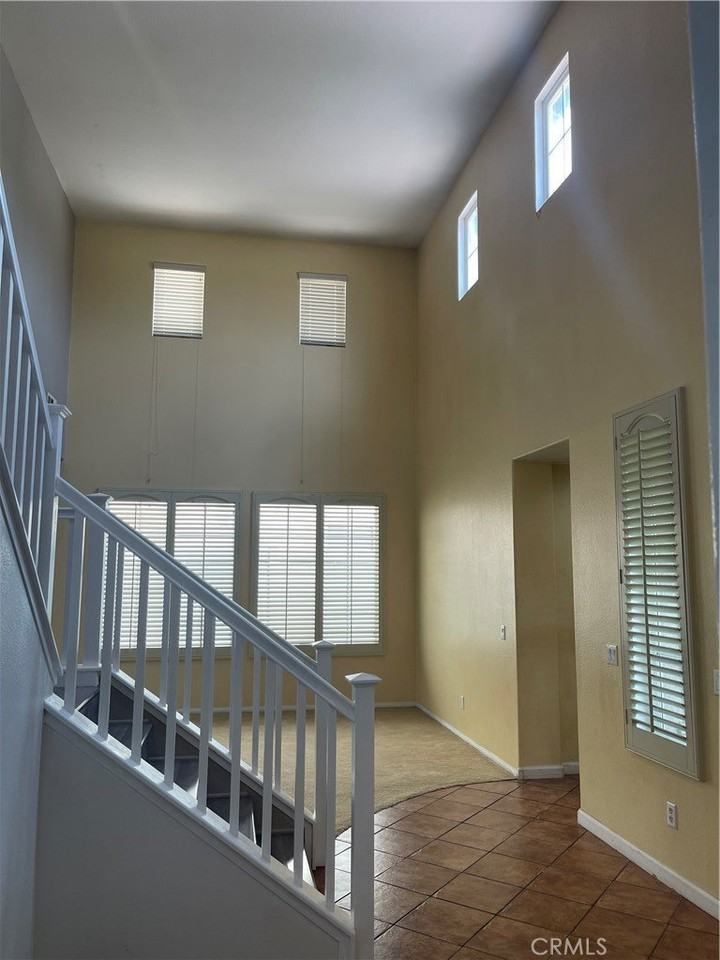 7061 Ginko Ct - Photo 4 of 7