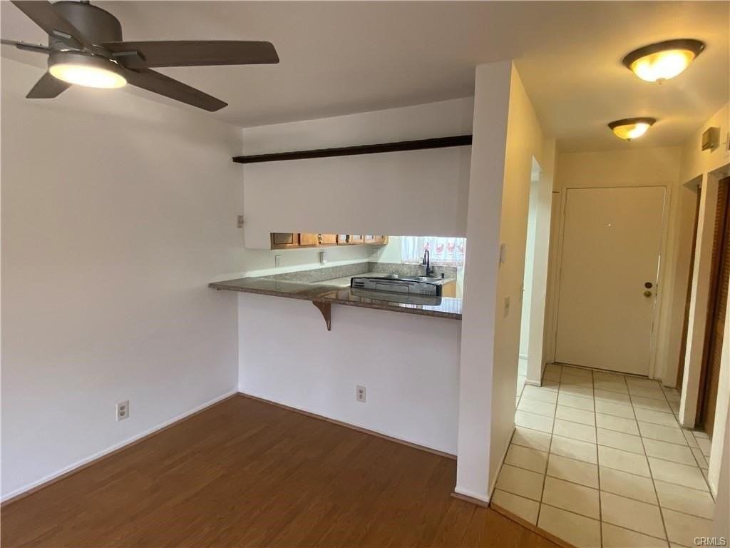 4730 N Vincent Ave #B - Photo 7 of 31