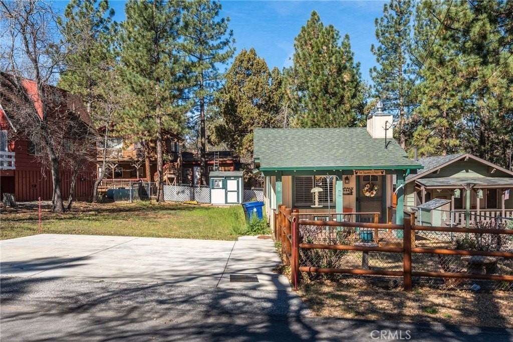 318 Los Angeles Ave - Photo 2 of 30