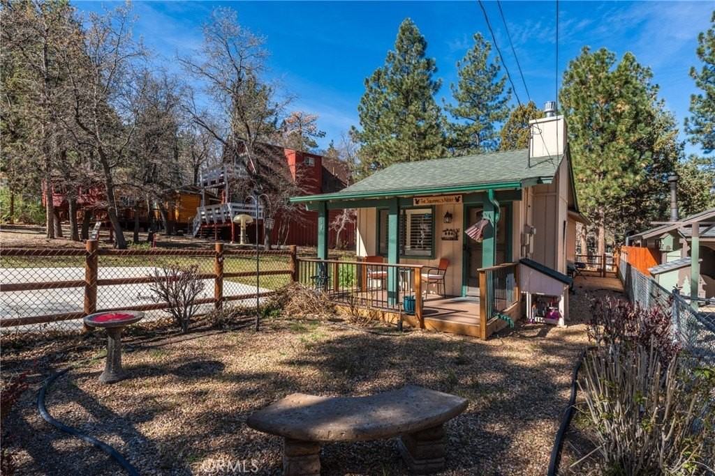 318 Los Angeles Ave - Photo 6 of 30