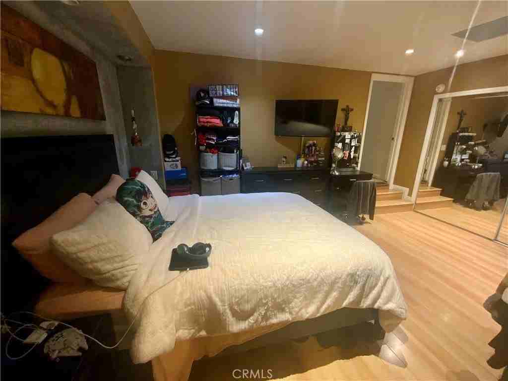 206 E Raymond St - Photo 7 of 10