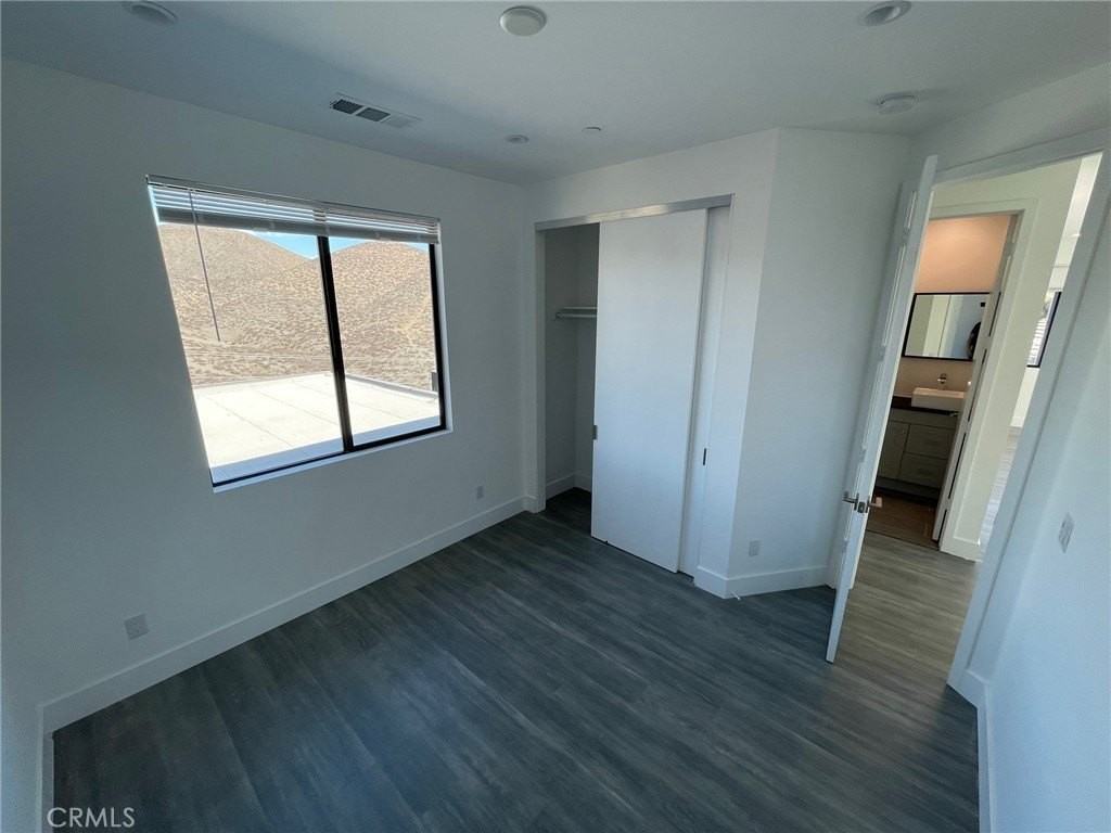 29000 Scout Ct - Photo 7 of 23