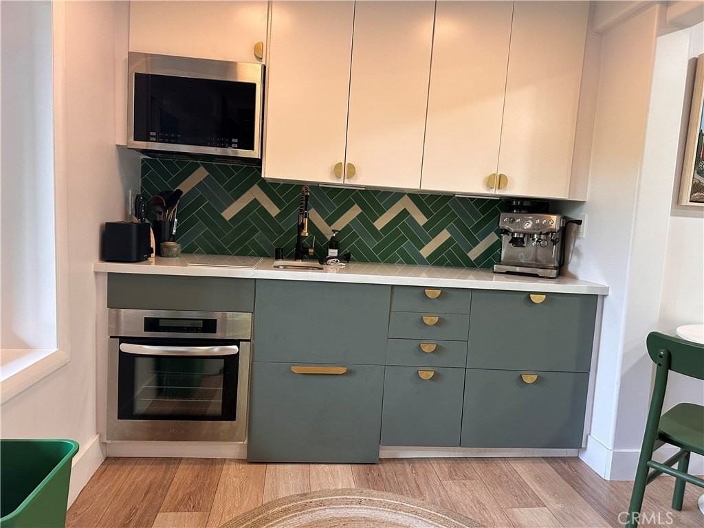 736 Griffith Pl Lowr - Photo 5 of 36