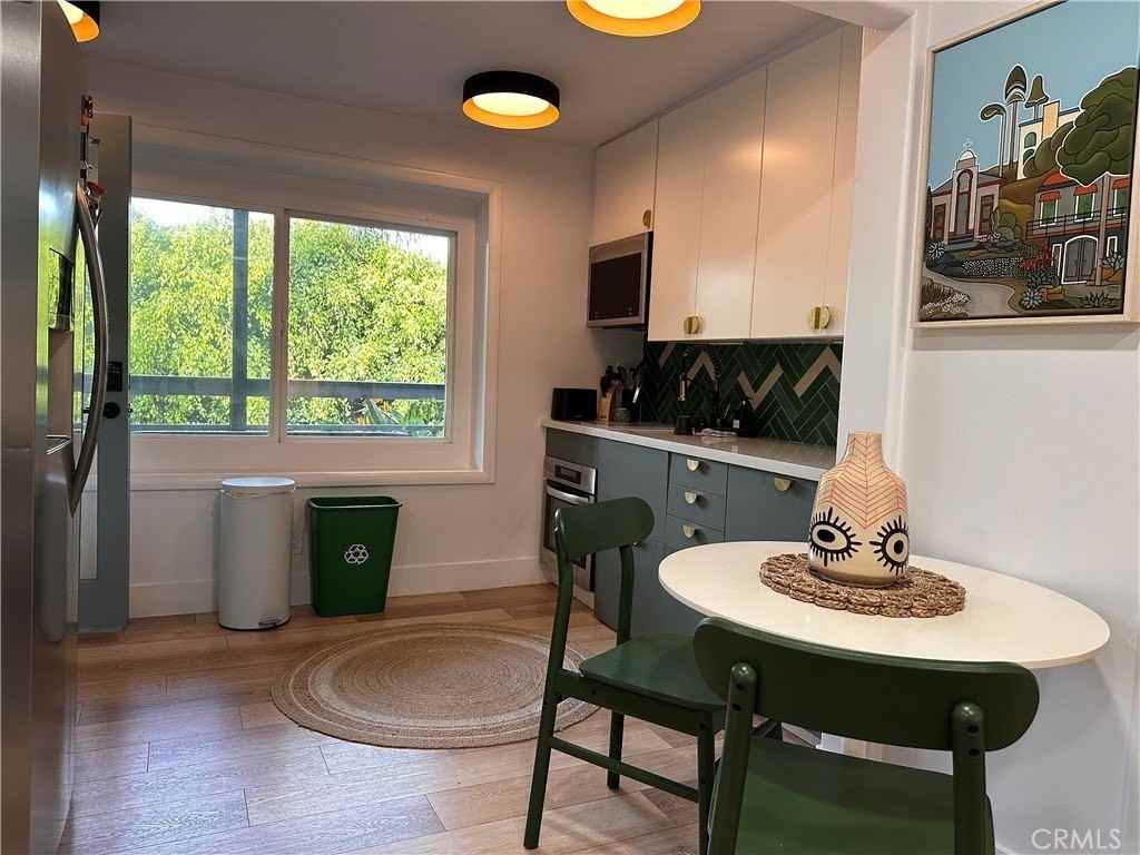 736 Griffith Pl Lowr - Photo 6 of 36