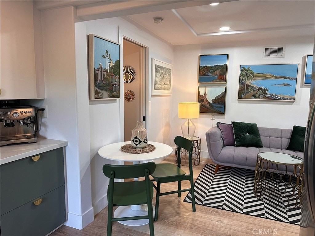 736 Griffith Pl Lowr - Photo 7 of 36