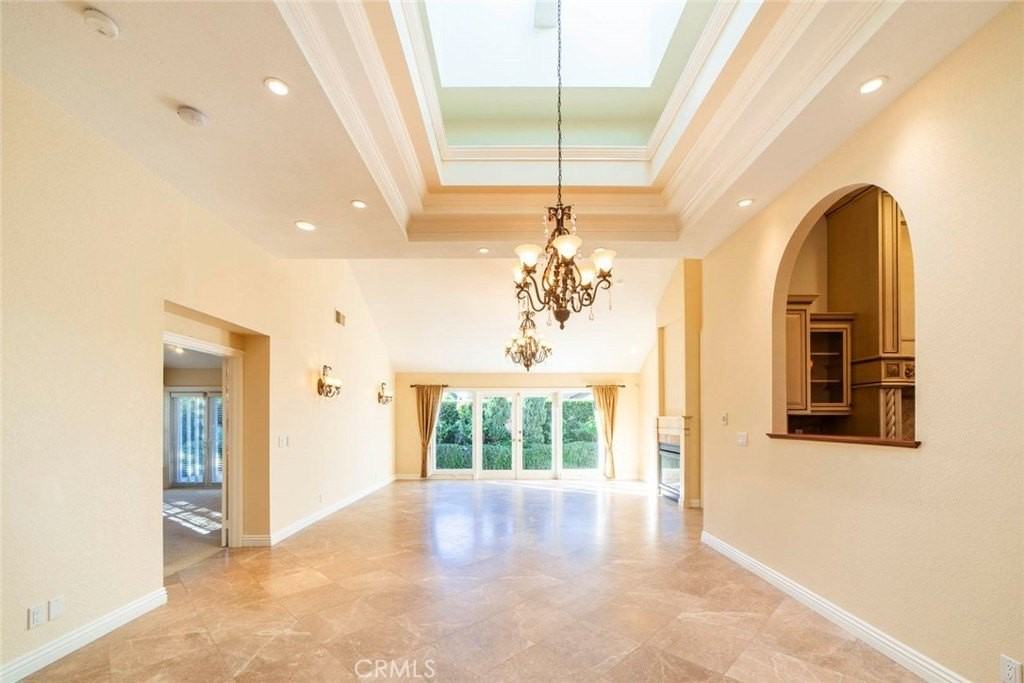 29841 Weatherwood - Photo 2 of 40