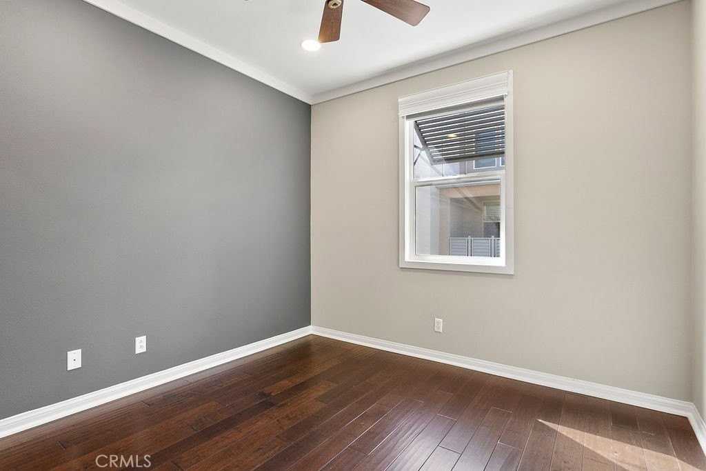 84 Meridian Dr - Photo 6 of 21