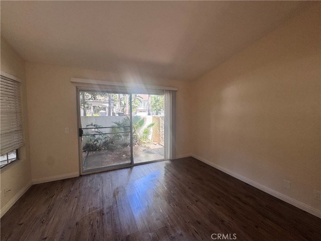 1 Almador - Photo 5 of 15