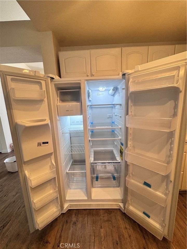 1 Almador - Photo 7 of 15