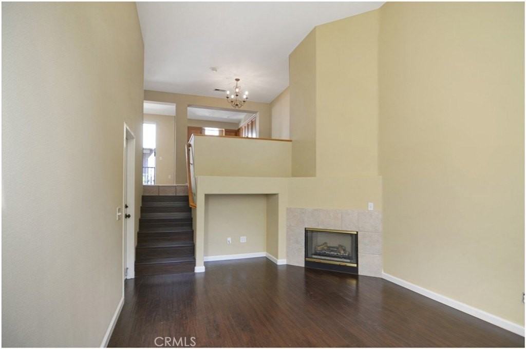 7 Warmspring Ln - Photo 4 of 30