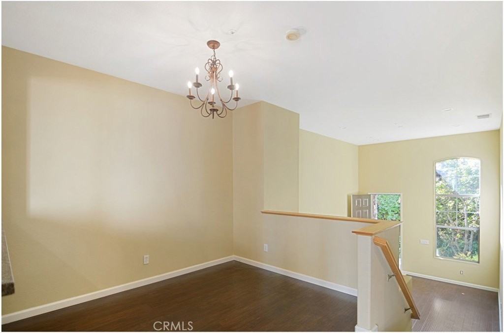 7 Warmspring Ln - Photo 5 of 30