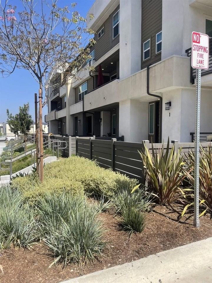 789 Vada St #2 - Photo 4 of 6