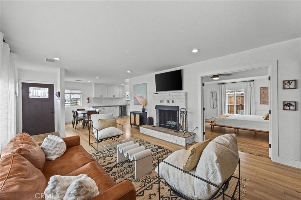 55585 Onaga Trl - Photo 7 of 43