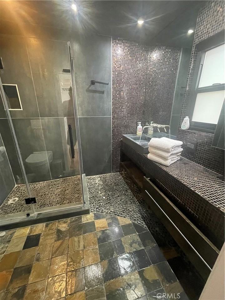 5229 E Brockwood St - Photo 4 of 11