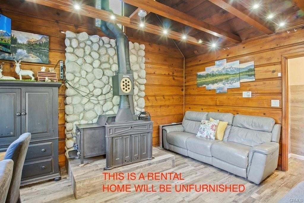 23882 Springwater Rd - Photo 7 of 39