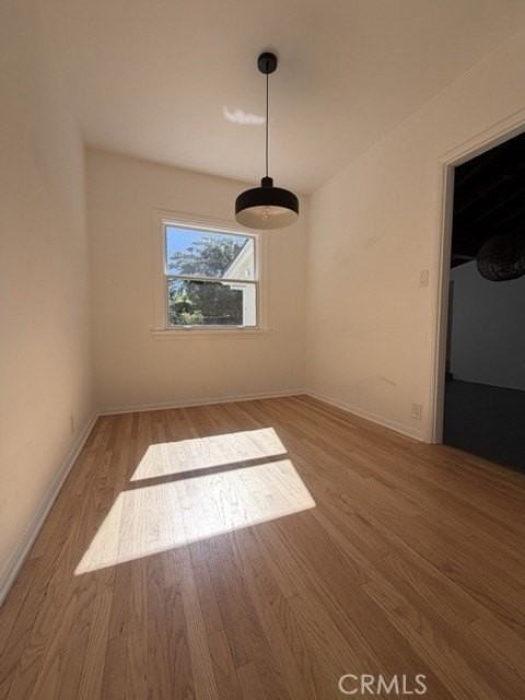 15440 Dickens St - Photo 7 of 17