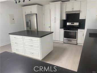 7915 Bothwell Rd - Photo 4 of 18