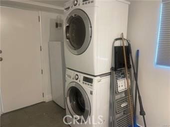 7915 Bothwell Rd - Photo 6 of 18