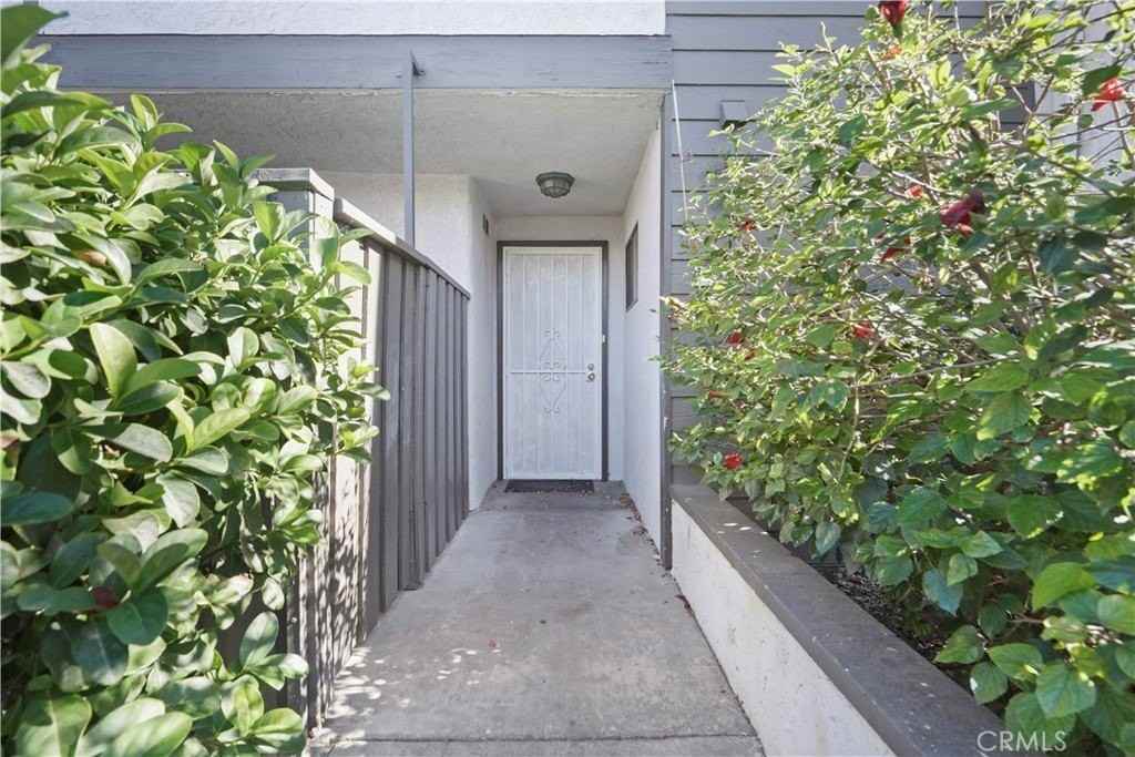 11311 Tampa Ave #21 - Photo 3 of 32