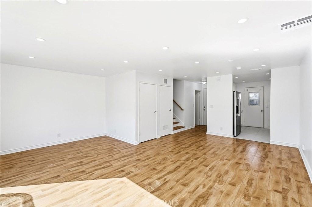 11311 Tampa Ave #21 - Photo 7 of 32