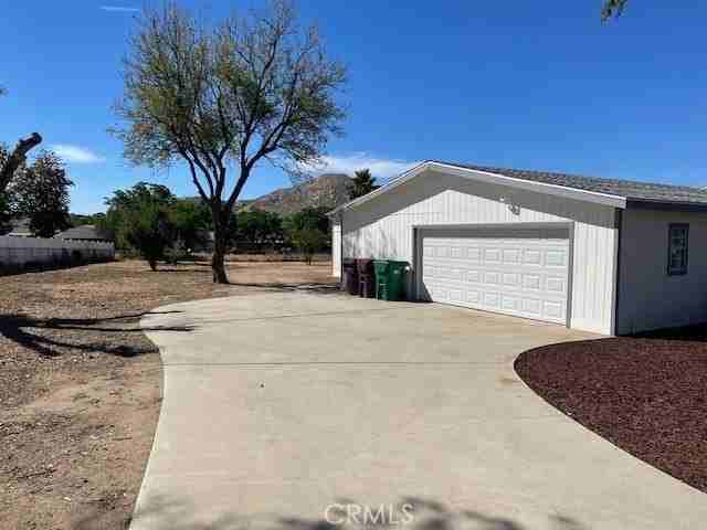 31051 Oak Valley Dr - Photo 5 of 50