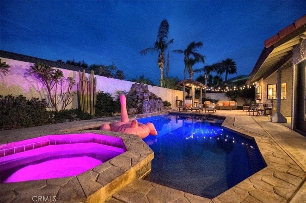 78770 Martinique Dr - Photo 3 of 15