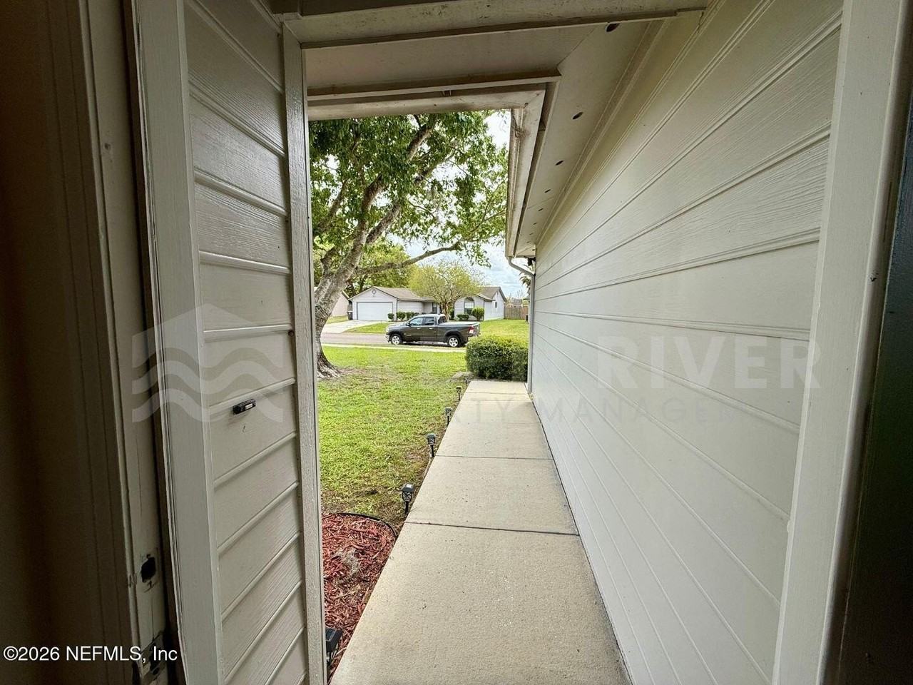 7541 Allspice Cir N - Photo 5 of 39