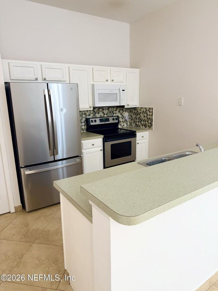 9670 Amarante Cir Unit 3 - Photo 5 of 18