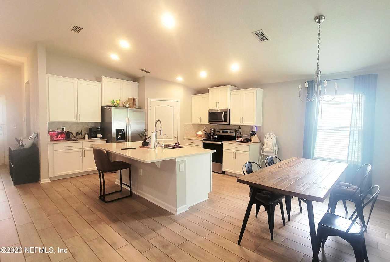 7882 Island Fox Rd - Photo 7 of 28