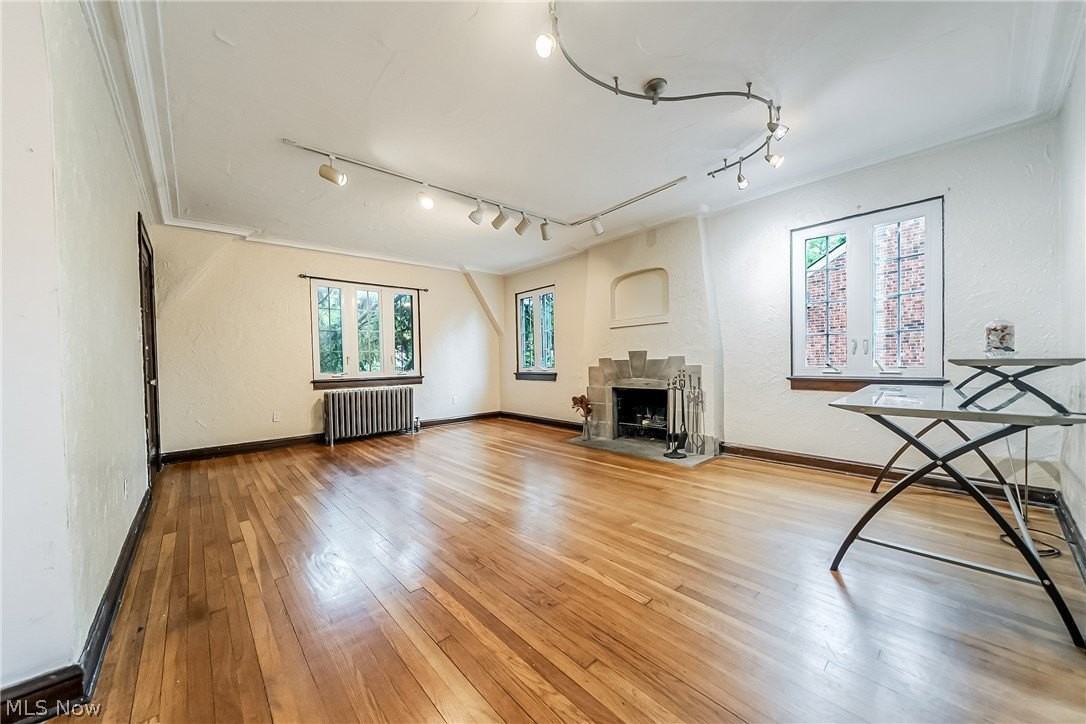 18313 Newell Rd - Photo 4 of 16