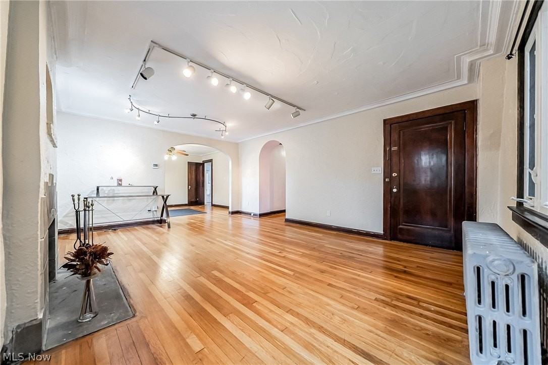 18313 Newell Rd - Photo 5 of 16