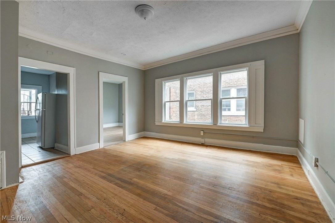 14120 Superior Rd - Photo 6 of 24