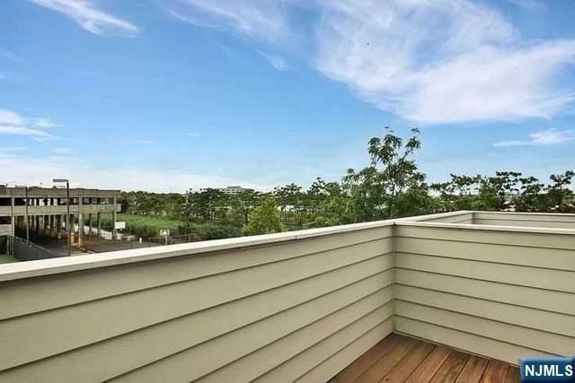 833 Topsail Ln - Photo 3 of 16