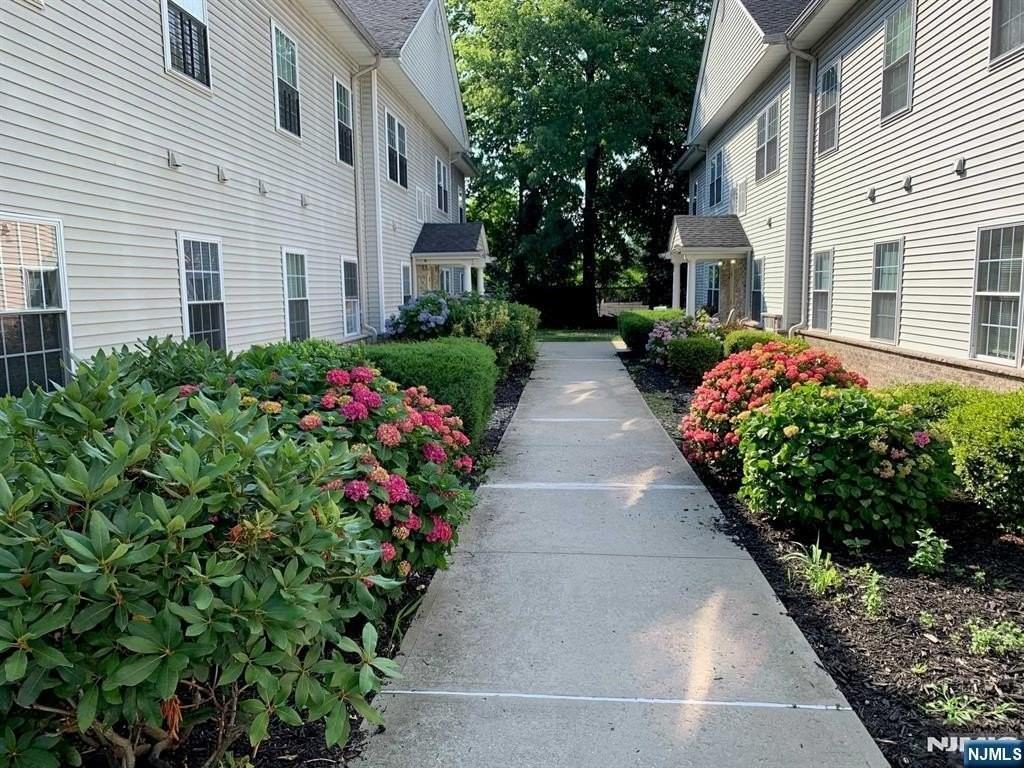 47-53 Central Avenue A 15 - Photo 2 of 8