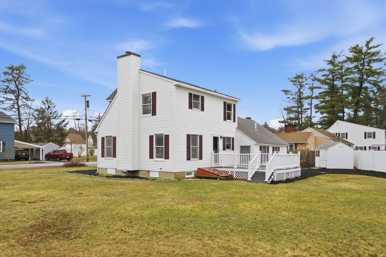 14 Plummer Rd - Photo 2 of 35