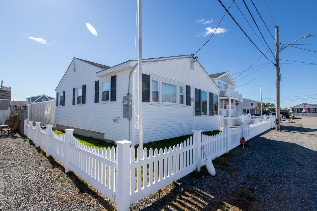 23 Diane Ln - Photo 6 of 35