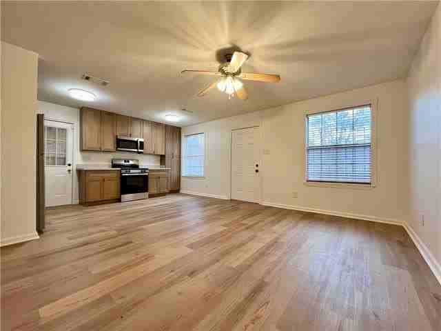 7679 Stonewood St - Photo 5 of 18